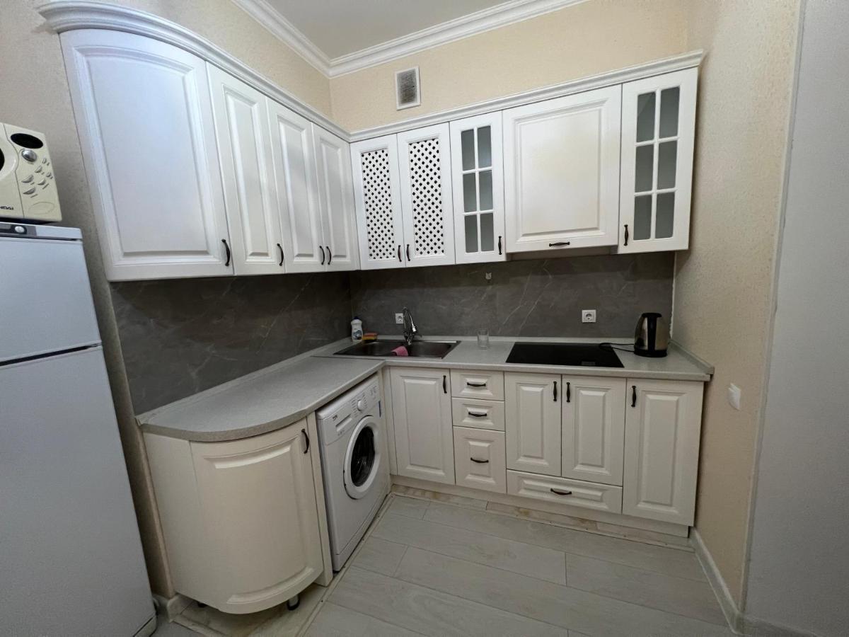 Whitehome In Park Avenue Akmola Esterno foto